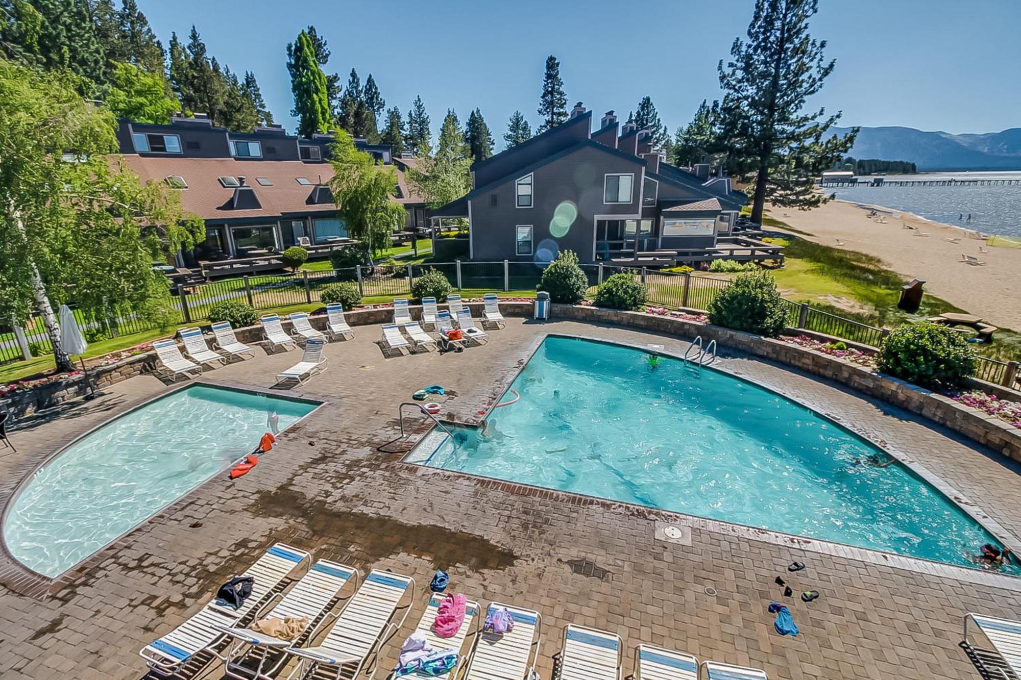 Lakeland Village South Lake Tahoe Phòng bức ảnh
