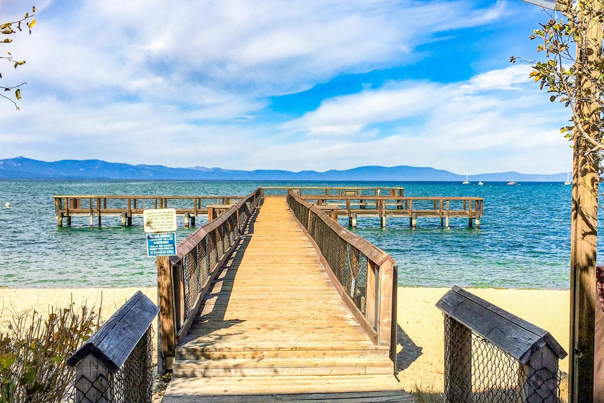 Lakeland Village South Lake Tahoe Phòng bức ảnh